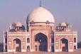furnished rooms in posh Nizamuddin East for women