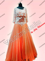 Give your dress design with vastrakala designer in Delhi