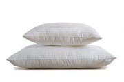Buy Hollow Fibre Pillows Online for a Bouncy,  Cozy & Comfy Feel 