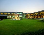 Get The Awesome Farms and Resorts, Faridabad