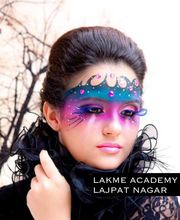 Best Makeup Classes near me | Lakme Academy Lajpat Nagar