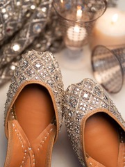 Where to Buy Beautiful Mirrorwork Juttis – Gulbhahar